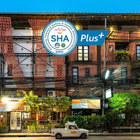 The 8 Factory Hotel Phitsanulok Extérieur photo