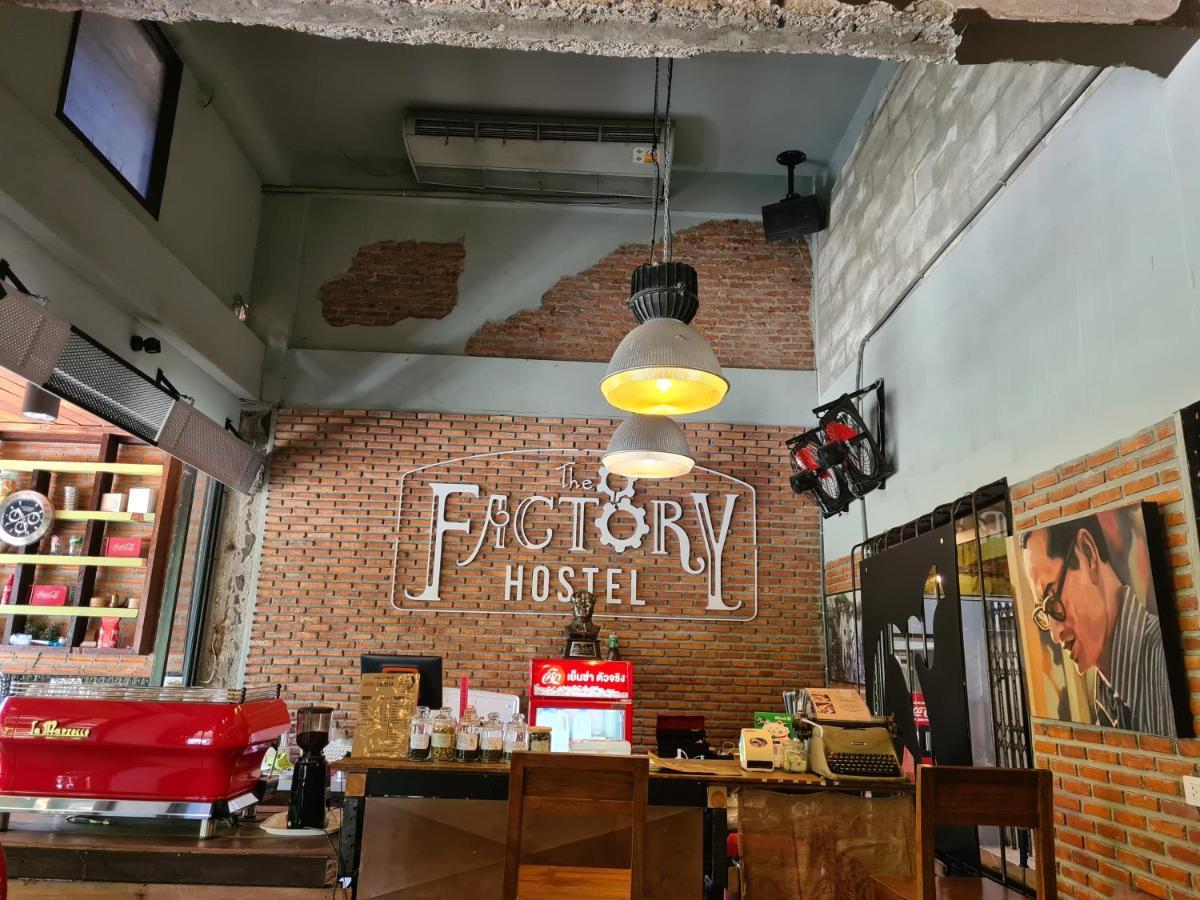 The 8 Factory Hotel Phitsanulok Extérieur photo