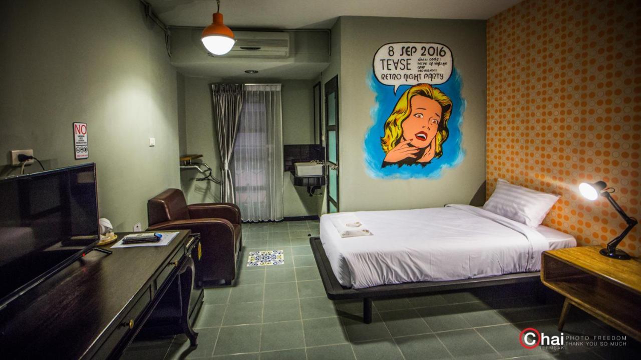 The 8 Factory Hotel Phitsanulok Extérieur photo