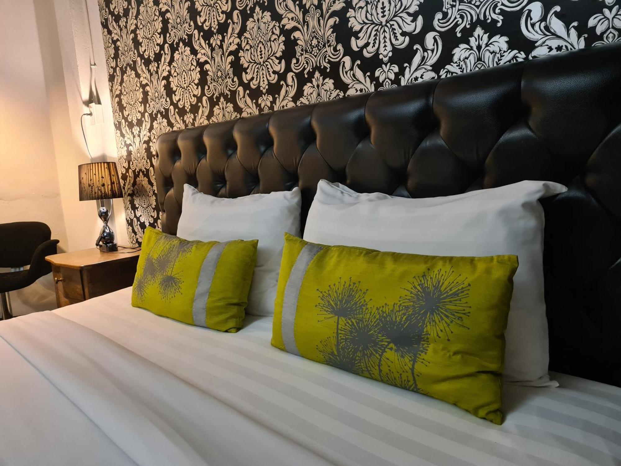 The 8 Factory Hotel Phitsanulok Extérieur photo