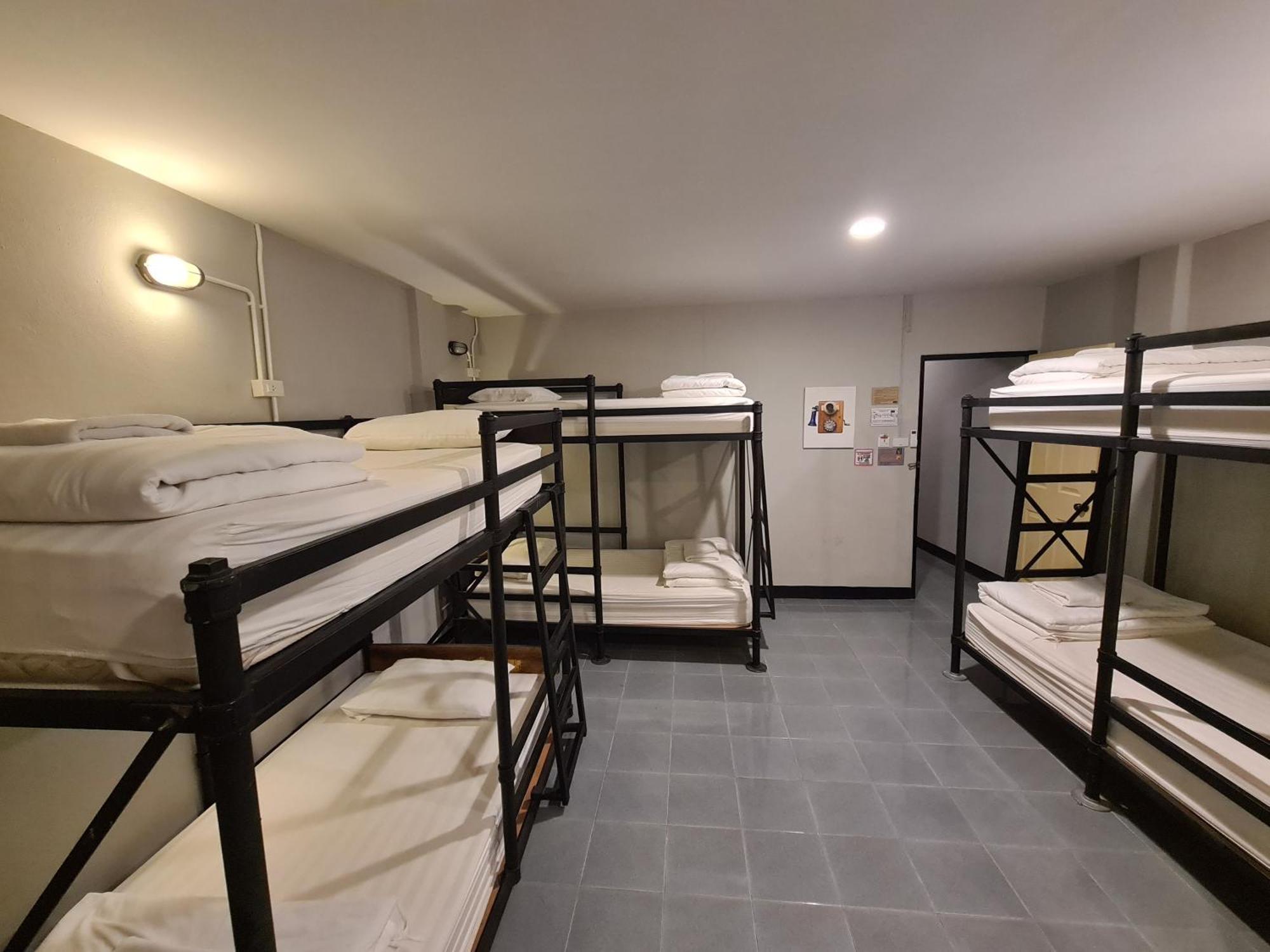 The 8 Factory Hotel Phitsanulok Extérieur photo